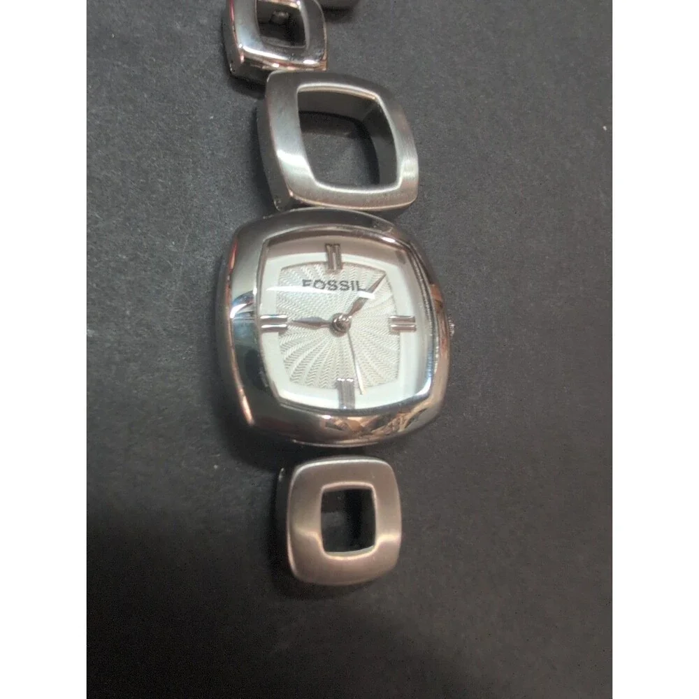 Fossil F2 Women Watch 22mm White Dial Silver Tone Square Links